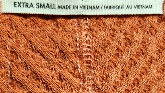 Free People We Are Free Chic V-Neck Sweater in Warm Pink - Picture 4 of 6